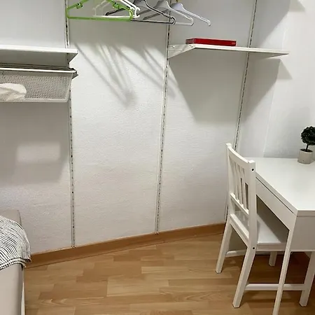Appartamento Cozy Blocks To The Beach